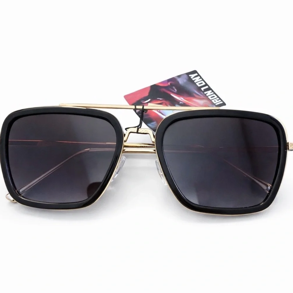 Luxury Black & Gold Oversized Aviator Sunglasses | Gradient Lens Designer Style